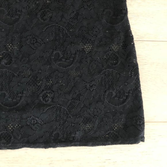 Aritzia Talula Black Lace Summer Top Blouse XS - Picture 3 of 8